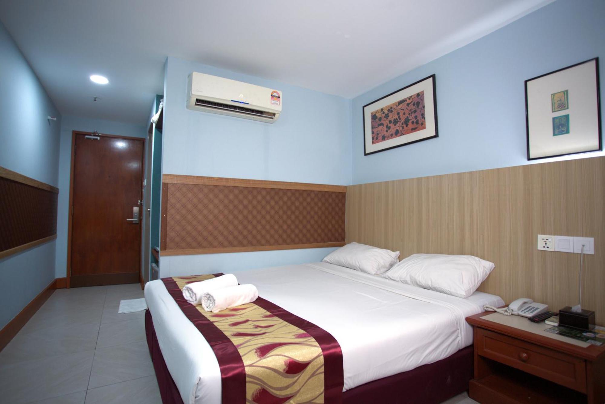 Hotel Orkid Hills At Куала-Лумпур Экстерьер фото